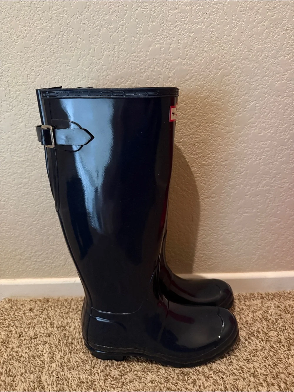 Hunter Tall Gloss Rain Boots in Black
